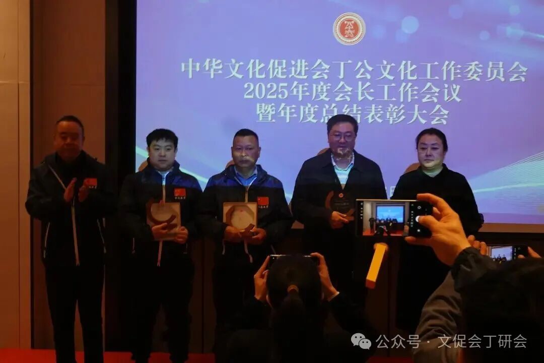 1764227627163346.jpg 3b13814a4dc3aa929c539efb956da345.jpg